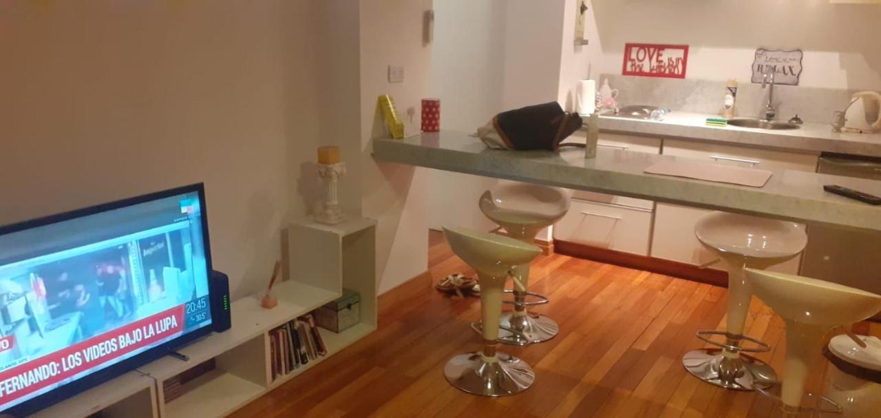 Apartamento Av Kennedy Y Cervino A Metros Embajada Eeuu Buenos Aires Bagian luar foto